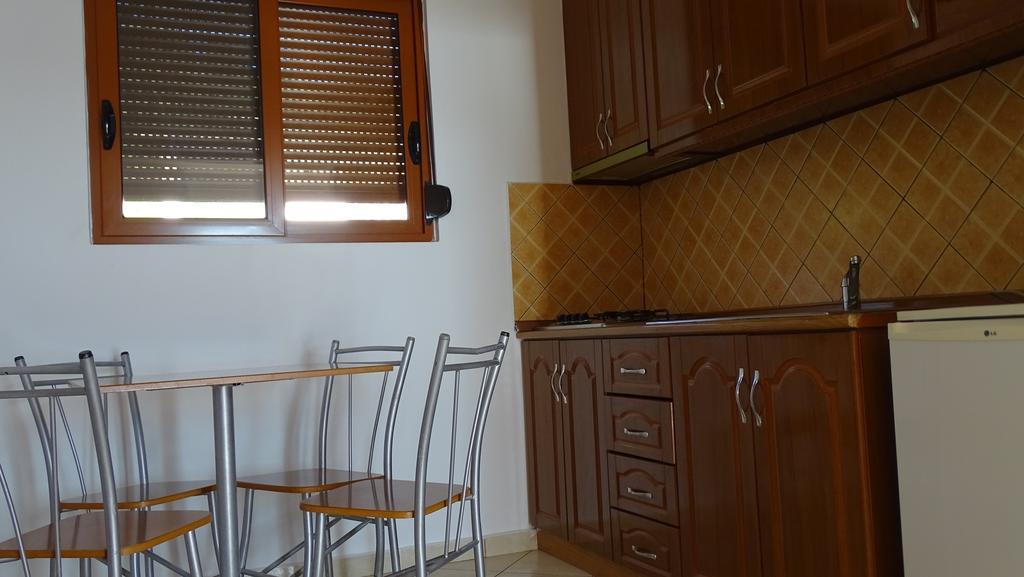 Residence Jazoj فلورا المظهر الخارجي الصورة
