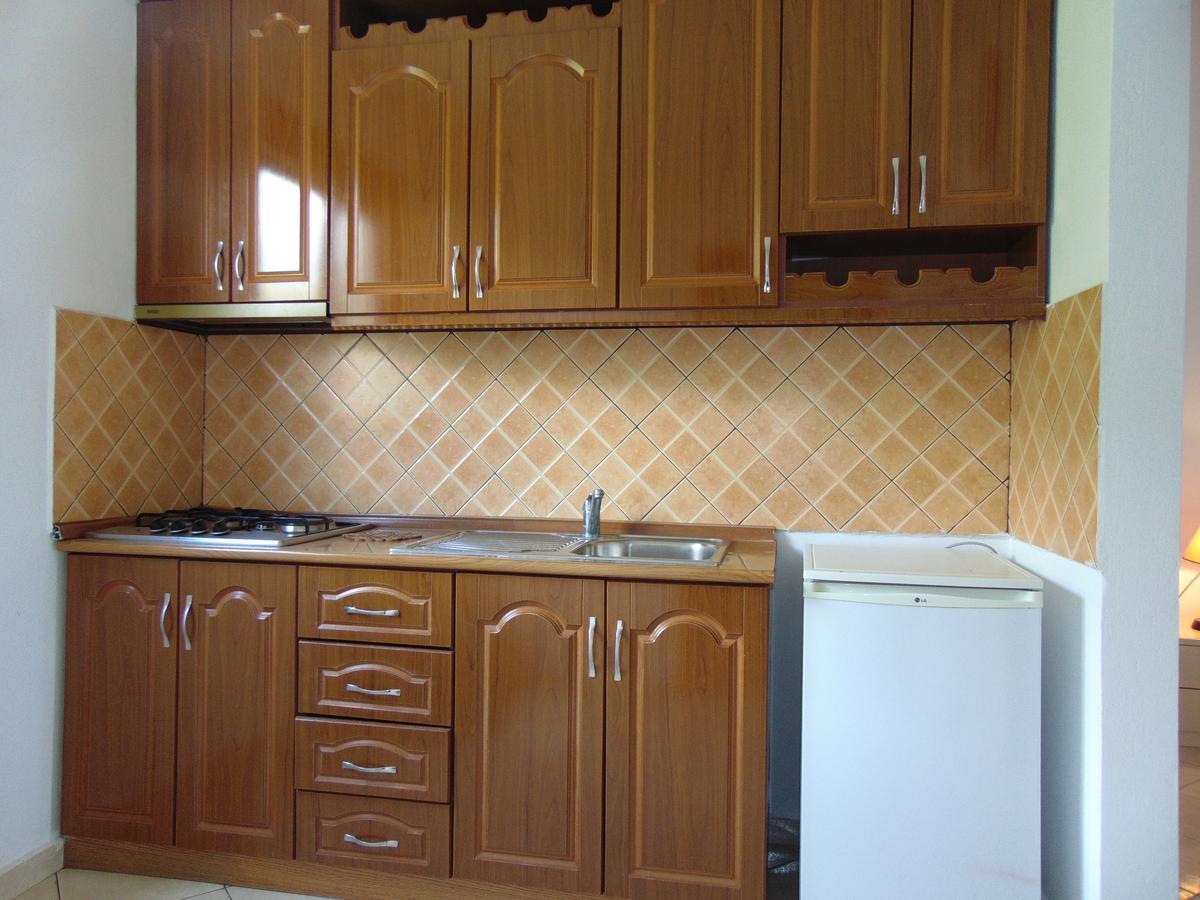 Residence Jazoj فلورا المظهر الخارجي الصورة